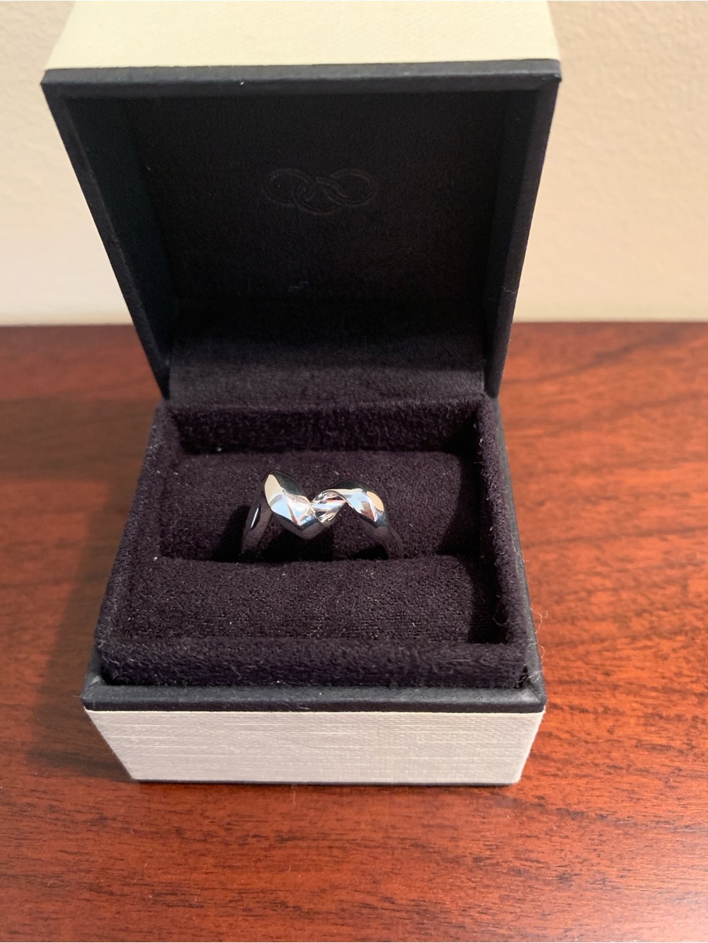 Links London Twisted Silver Ring